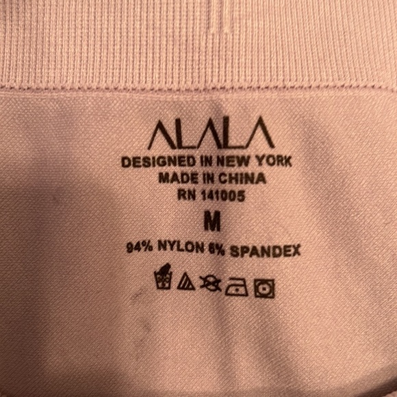 NWT ALALA size medium - Picture 9 of 12